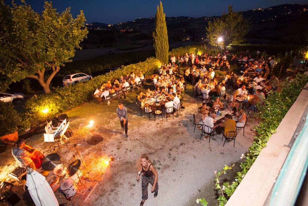 Villa Tenuta Santini à Coriano Extérieur photo