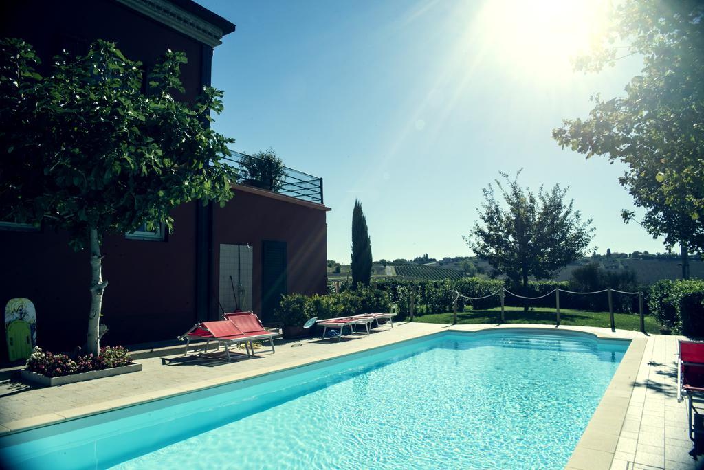 Villa Tenuta Santini à Coriano Extérieur photo
